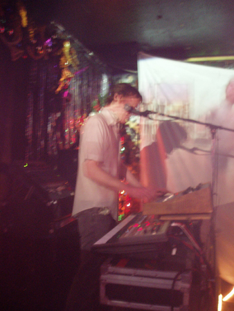2005.02.07_033
